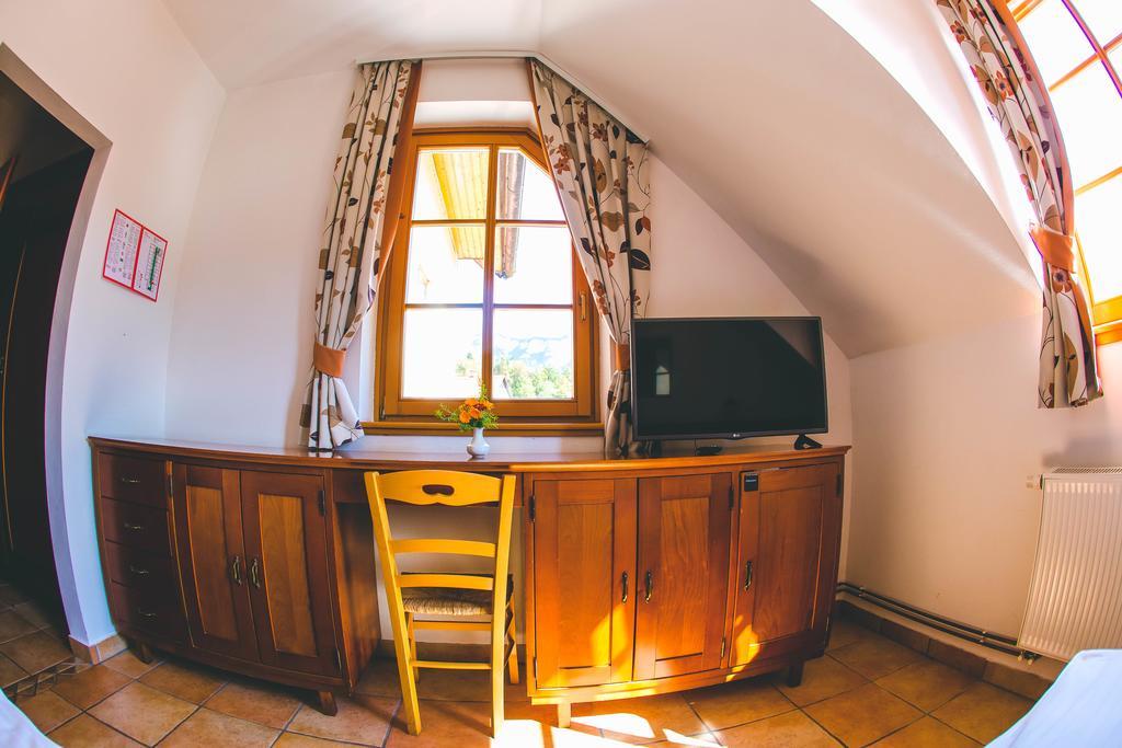 Hotel Kovac Osilnica Екстер'єр фото