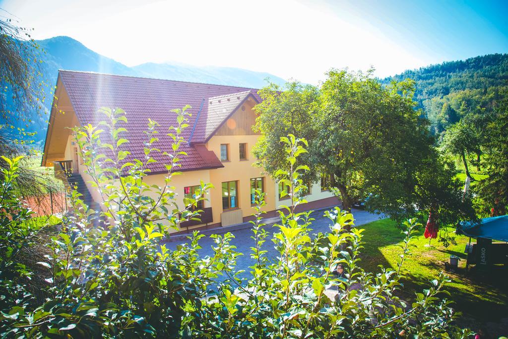 Hotel Kovac Osilnica Екстер'єр фото